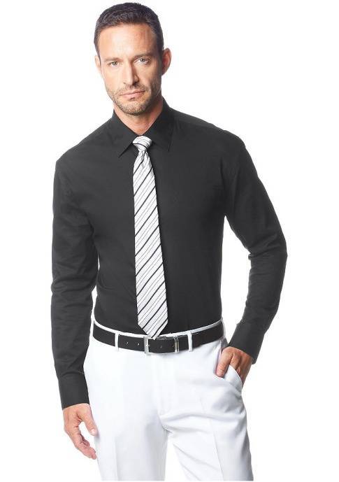 Черная мужская рубашка с белым галстуком
