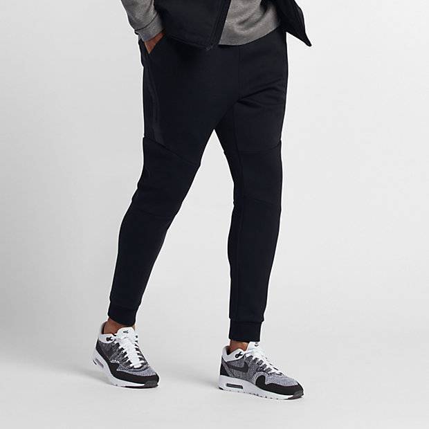 Мужские джоггеры Nike Sportswear Tech Fleece (Черный) (685068198359) купить в Москве, видео обзоры и характеристики - SKU706042
