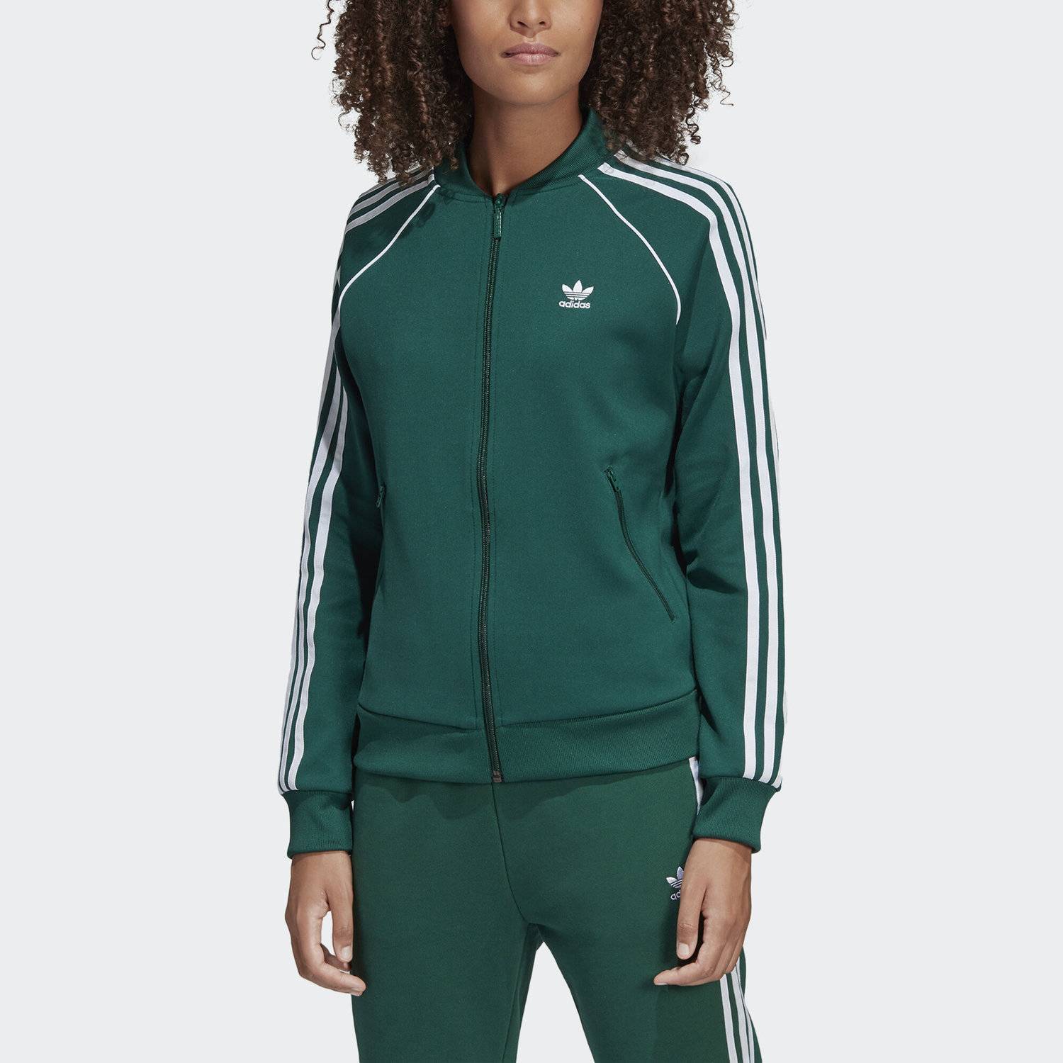 Адидас зеленый спортивный. Adidas Originals SST TT. Олимпийка адидас Originals зеленая. Олимпийка adidas Originals SST. Adidas SST Green.