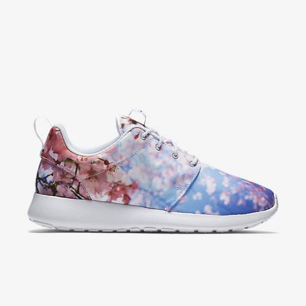 nike roshe one cherry blossom