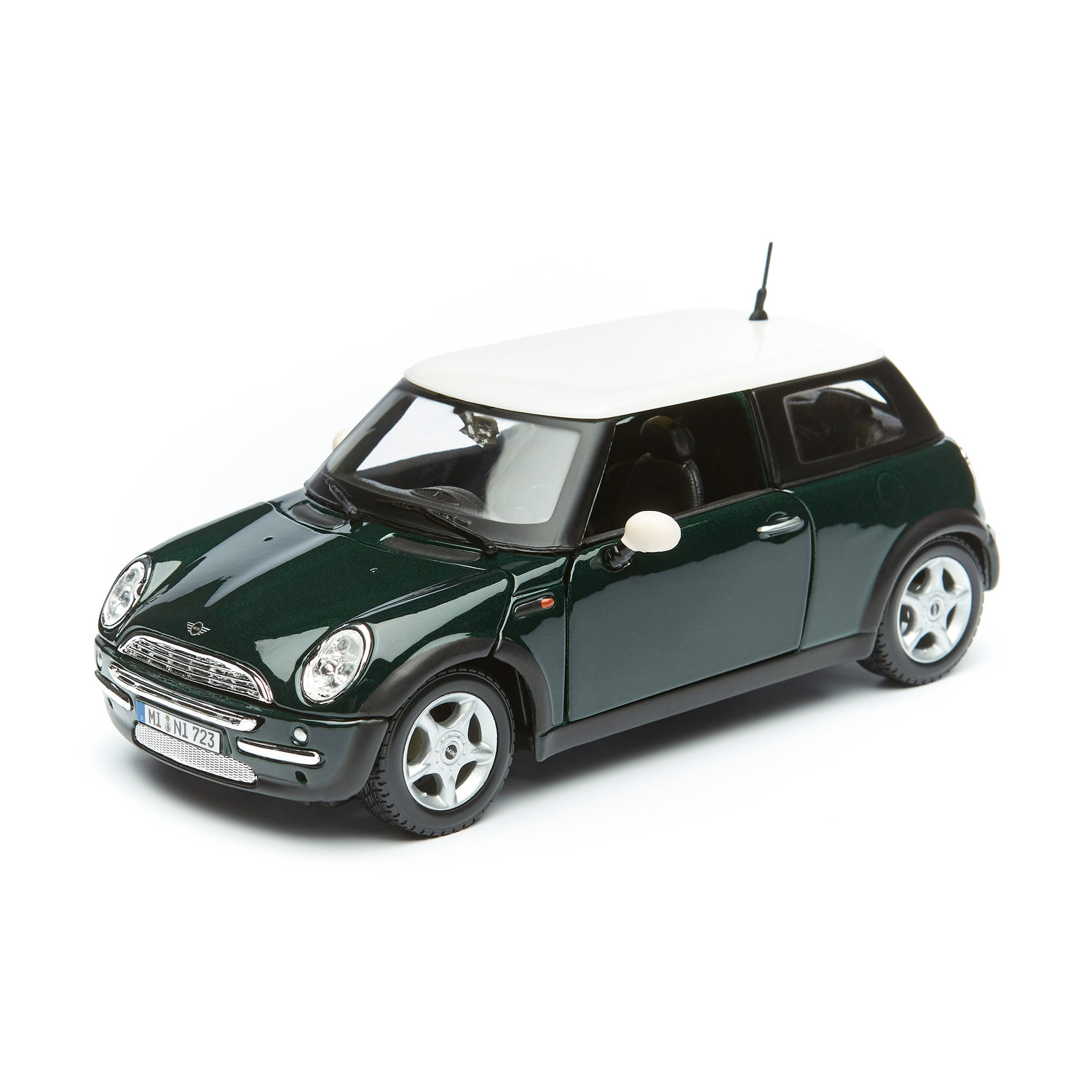 Maisto Машинка металлическая Mini Cooper 1:24 (31219) купить от 2300 руб в  Старом Осколе, сравнить цены, отзывы - SKU7861985