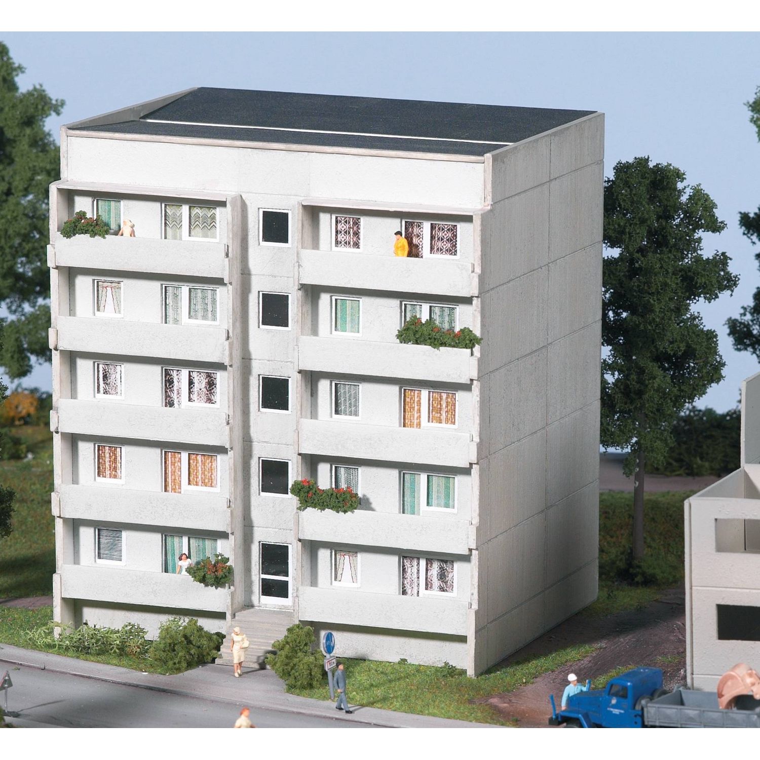 Пятиэтажный блочный дом 61146 Piko Plattenbau wbs70 basis-Set